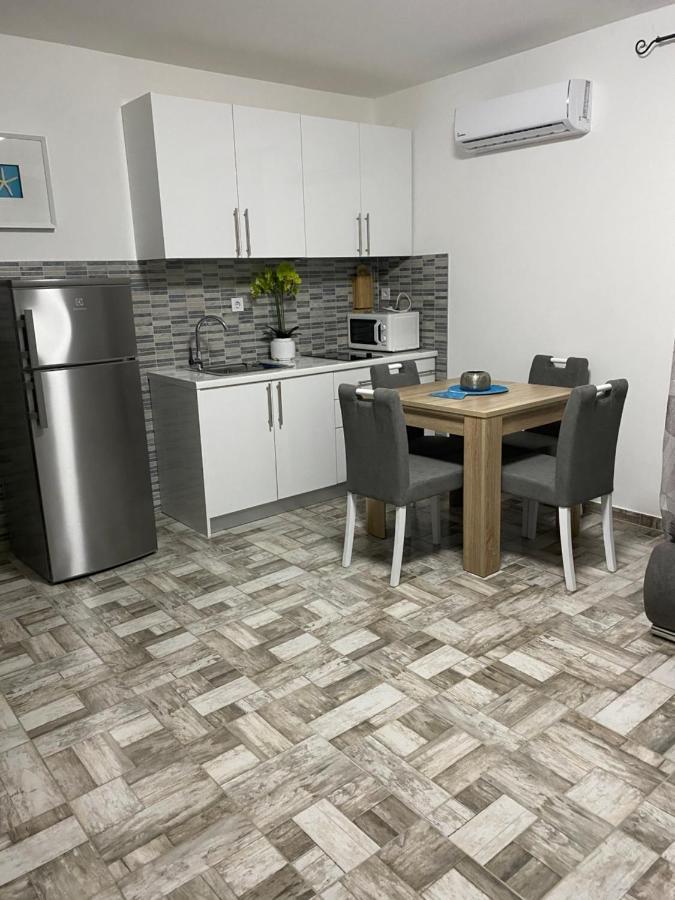 Apartment Tina Рогозница Экстерьер фото